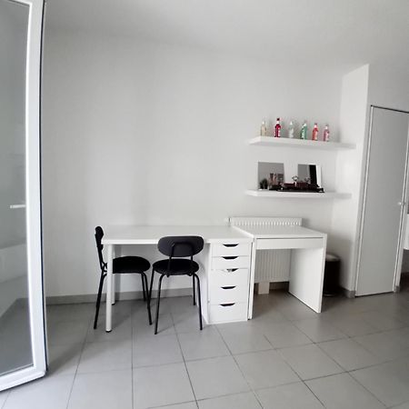Studio Cosy Avec Terrasse Montpellier Exterior photo